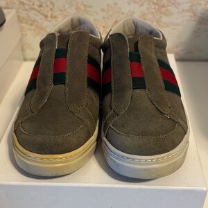 Gucci Kids Olive Sneakers with Red and Green Stripes
